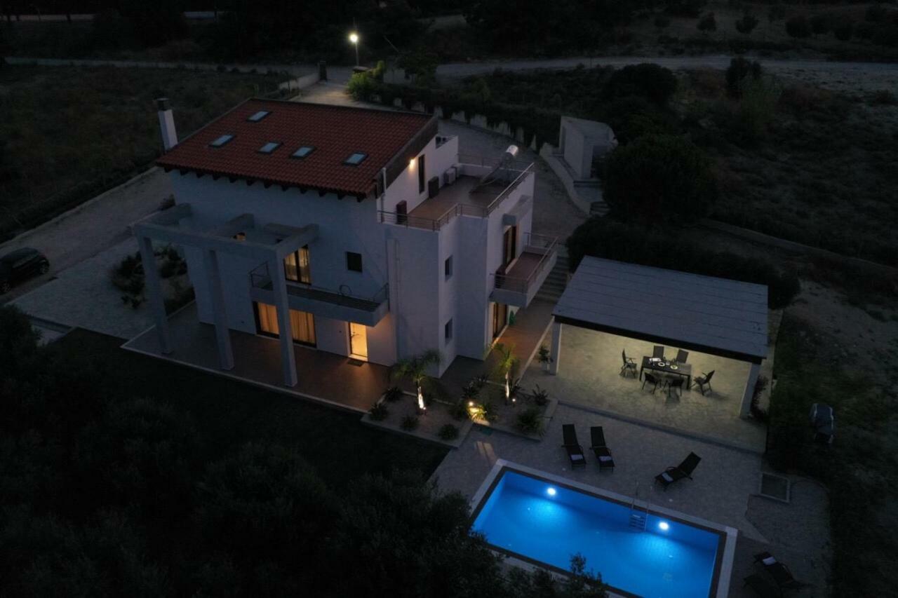 La Luna Villa Tsairi Ngoại thất bức ảnh